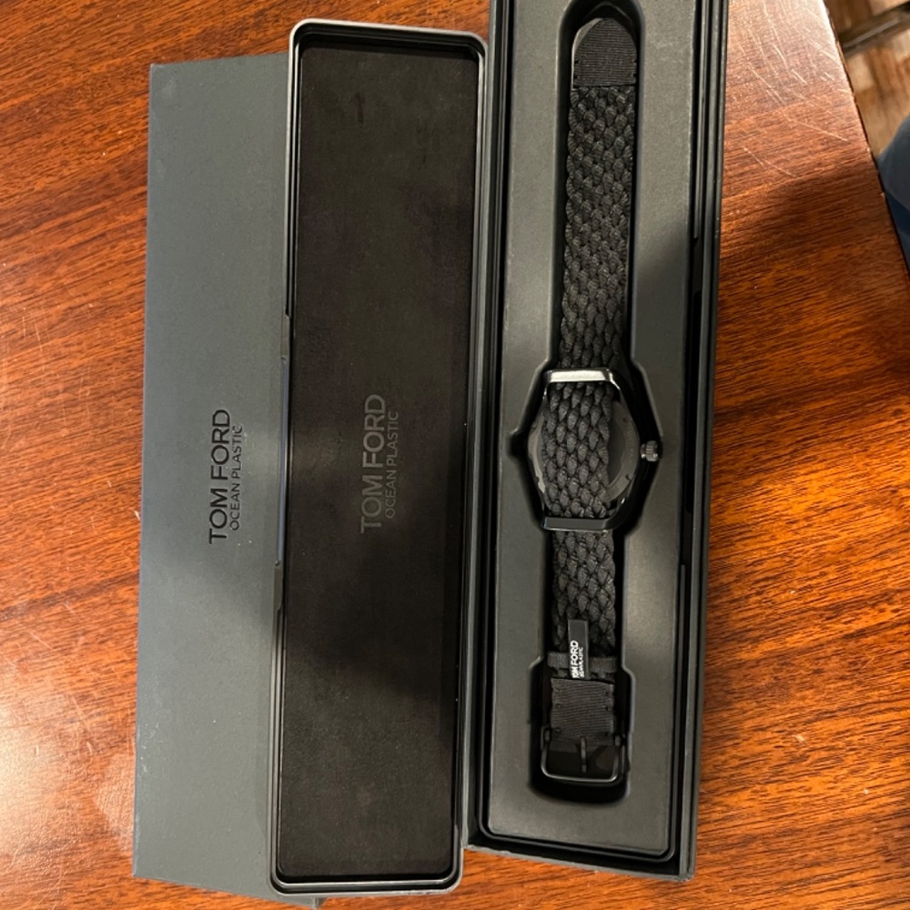 Tom Ford Ocean Plastic Watch - Picture 3 of 5